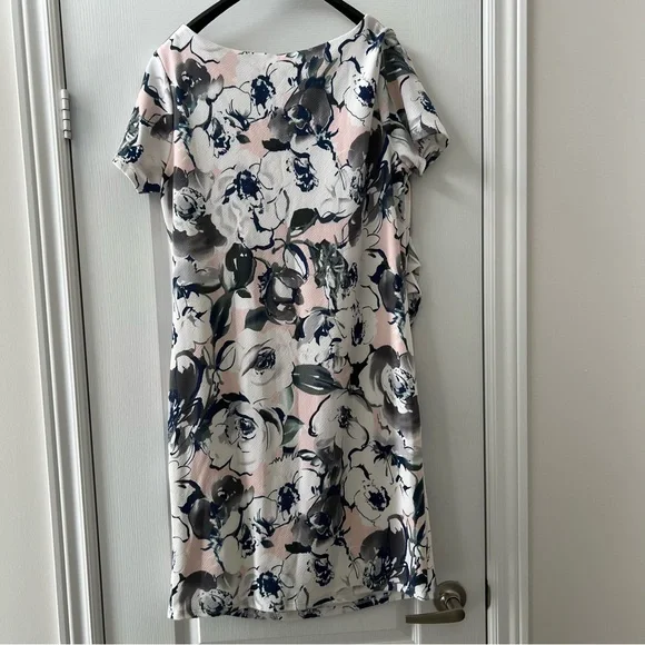 PINKBLUSH |   Maternity Floral Dress - Picture 2 of 6